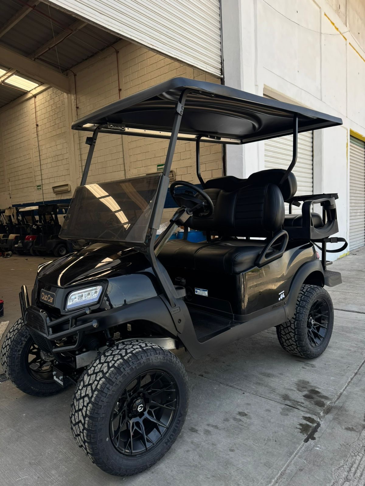 Blacked-Out 4-Seater — Full Blackout · Lift Kit · LED